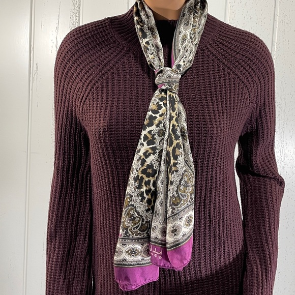 Nicole Miller: Silk Wrap - Picture 7 of 8